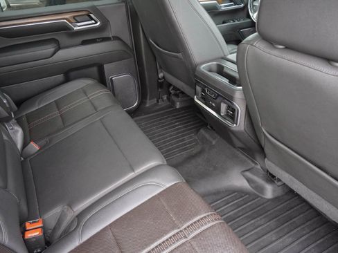 Used 2024 Chevrolet Silverado 2500 High Country w/ Technology Package AWD/4WD image 30