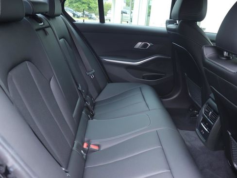 Used 2023 BMW 330i xDrive Sedan w/ M Sport Package AWD/4WD image 17