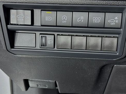 New 2026 Toyota Tundra SR5 image 13