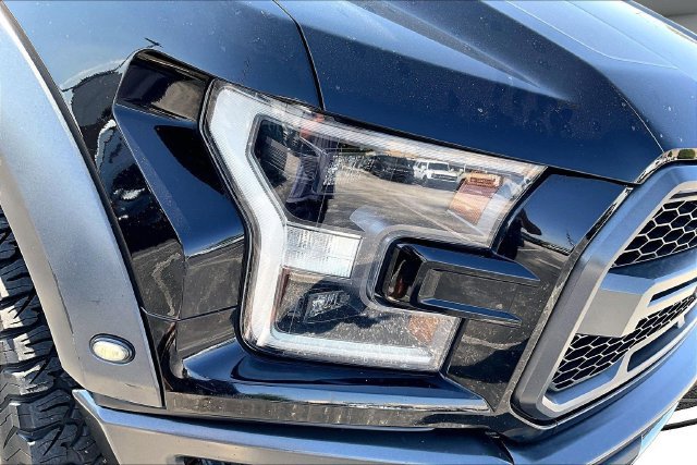 Used 2018 Ford F150 Raptor w/ Equipment Group 802A Luxury AWD/4WD image 33