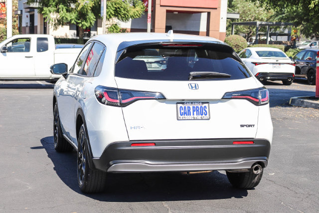 Used 2024 Honda HR-V Sport image 12