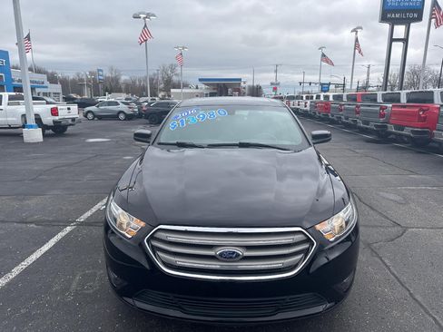 Used 2016 Ford Taurus SEL FWD image 2
