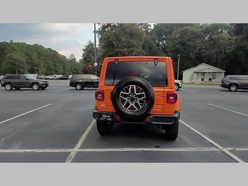 New 2025 Jeep Wrangler Sahara w/ Safety Group image 27