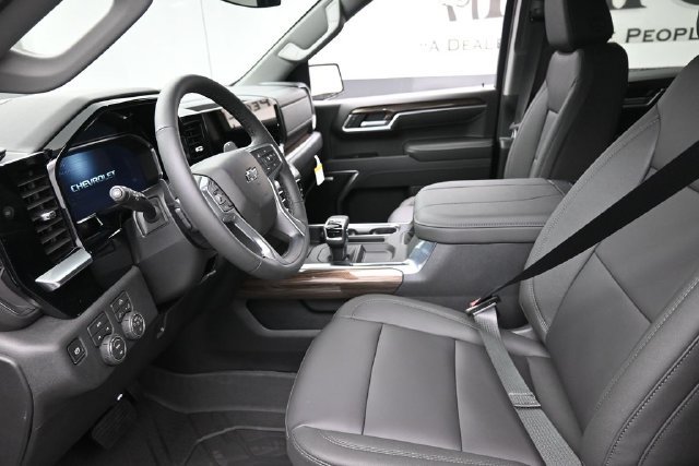 New 2026 Chevrolet Silverado 1500 RST AWD/4WD image 8