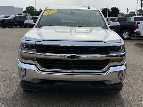 Used 2019 Chevrolet Silverado 1500 LT w/ All Star Edition AWD/4WD image 3