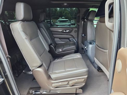 Used 2023 GMC Yukon XL Denali w/ LPO, Floor Liner Package AWD/4WD image 24