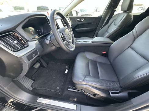 Certified 2025 Volvo XC60 B5 Plus image 61