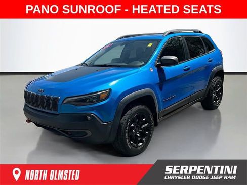 Used 2019 Jeep Cherokee Trailhawk AWD/4WD image 1