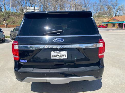 Used 2019 Ford Expedition XLT w/ Equipment Group 202A AWD/4WD image 7