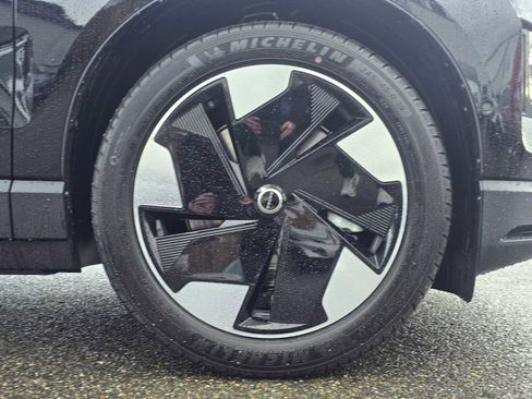 New 2026 Volvo EX30 Ultra w/ Protection Package Premier AWD/4WD image 17