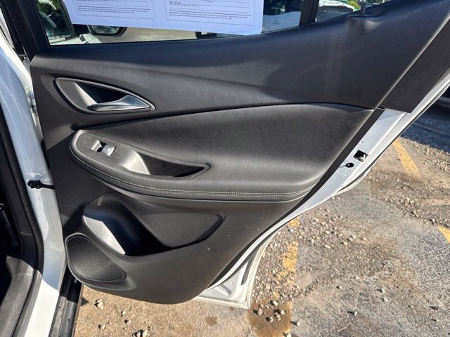Used 2024 Buick Encore GX Sport Touring FWD image 21