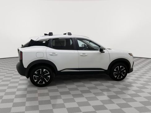 New 2026 Nissan Kicks SV w/ SV Premium Package image 12