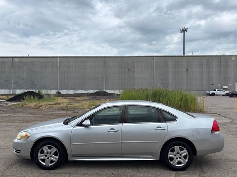 Used 2010 Chevrolet Impala LS FWD image 6