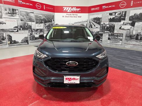 Used 2024 Ford Edge SE w/ Black Appearance Package AWD/4WD image 12