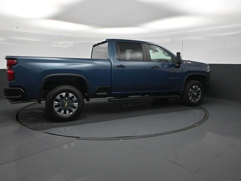 New 2026 Chevrolet Silverado 2500 Custom w/ Custom Convenience Package AWD/4WD image 9
