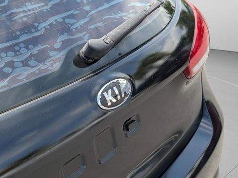 Used 2017 Kia Forte LX FWD image 21