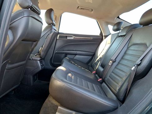 Used 2016 Ford Fusion SE w/ Equipment Group 202A FWD image 20