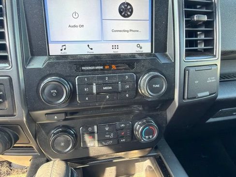 Used 2017 Ford F150 XLT w/ Equipment Group 302A Luxury AWD/4WD image 10