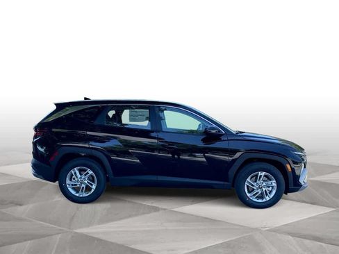 New 2026 Hyundai Tucson SE FWD image 9