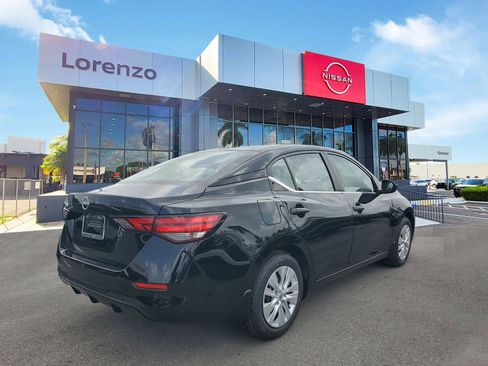 New 2025 Nissan Sentra S image 4