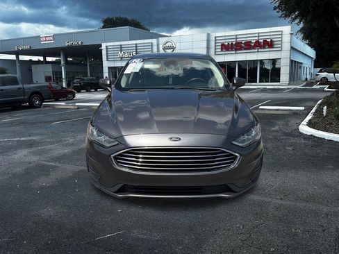 Used 2020 Ford Fusion SE FWD image 10