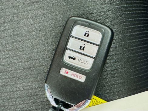 Used 2022 Honda Accord Sport image 32