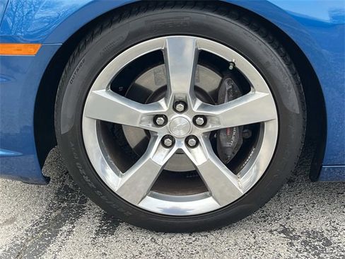 Used 2010 Chevrolet Camaro SS w/ RS Package image 9