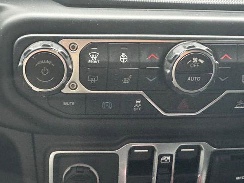 Certified 2023 Jeep Wrangler Unlimited Sahara w/ Cold Weather Group image 34