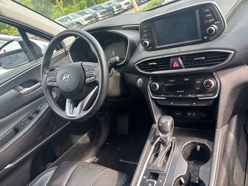 Used 2019 Hyundai Santa Fe Limited AWD/4WD image 11