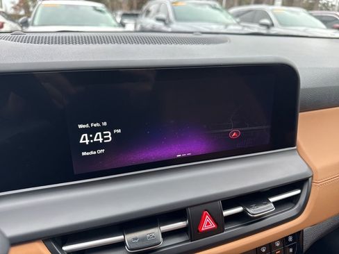 New 2026 Kia Seltos EX image 3