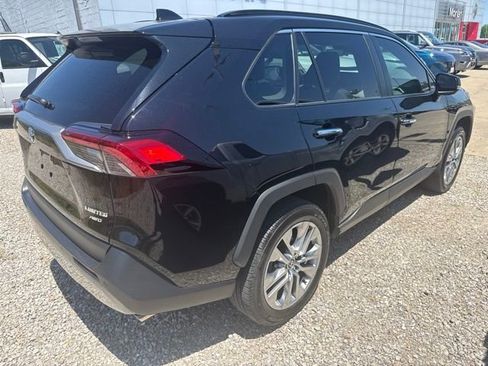 Used 2024 Toyota RAV4 Limited w/ Advanced Technology Package AWD/4WD image 8