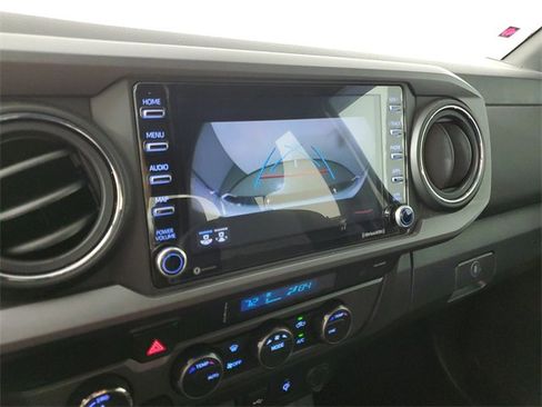 Used 2023 Toyota Tacoma TRD Sport image 27