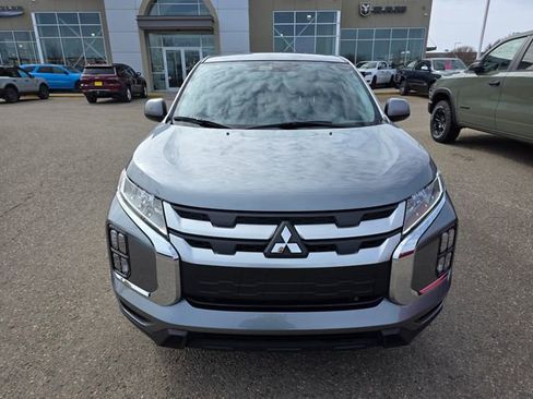 Used 2025 Mitsubishi Outlander Sport AWD image 4