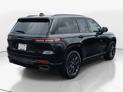 Used 2025 Jeep Grand Cherokee Summit w/ Obsidian Package