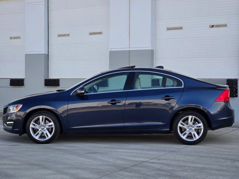 Used 2014 Volvo S60 T5 FWD image 5