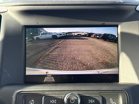 Used 2020 GMC Terrain SLE w/ Driver Convenience Package FWD image 5