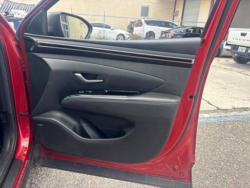 Used 2023 Hyundai Tucson Limited w/ Winter Package FWD image 18
