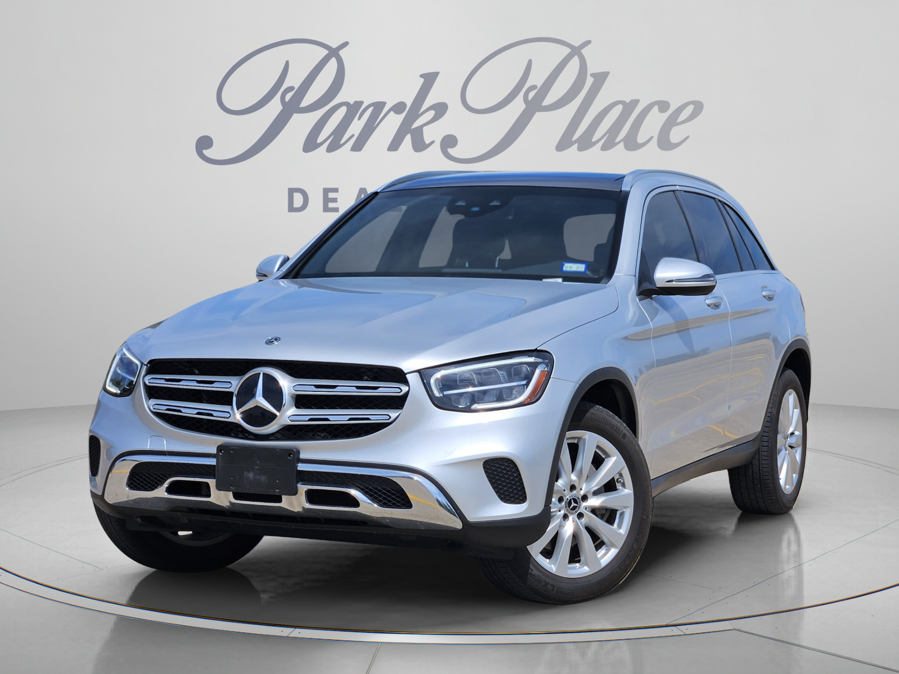 Used 2020 Mercedes-Benz GLC 300 image 1