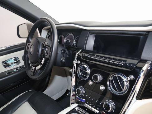 Used 2020 Rolls-Royce Cullinan image 67