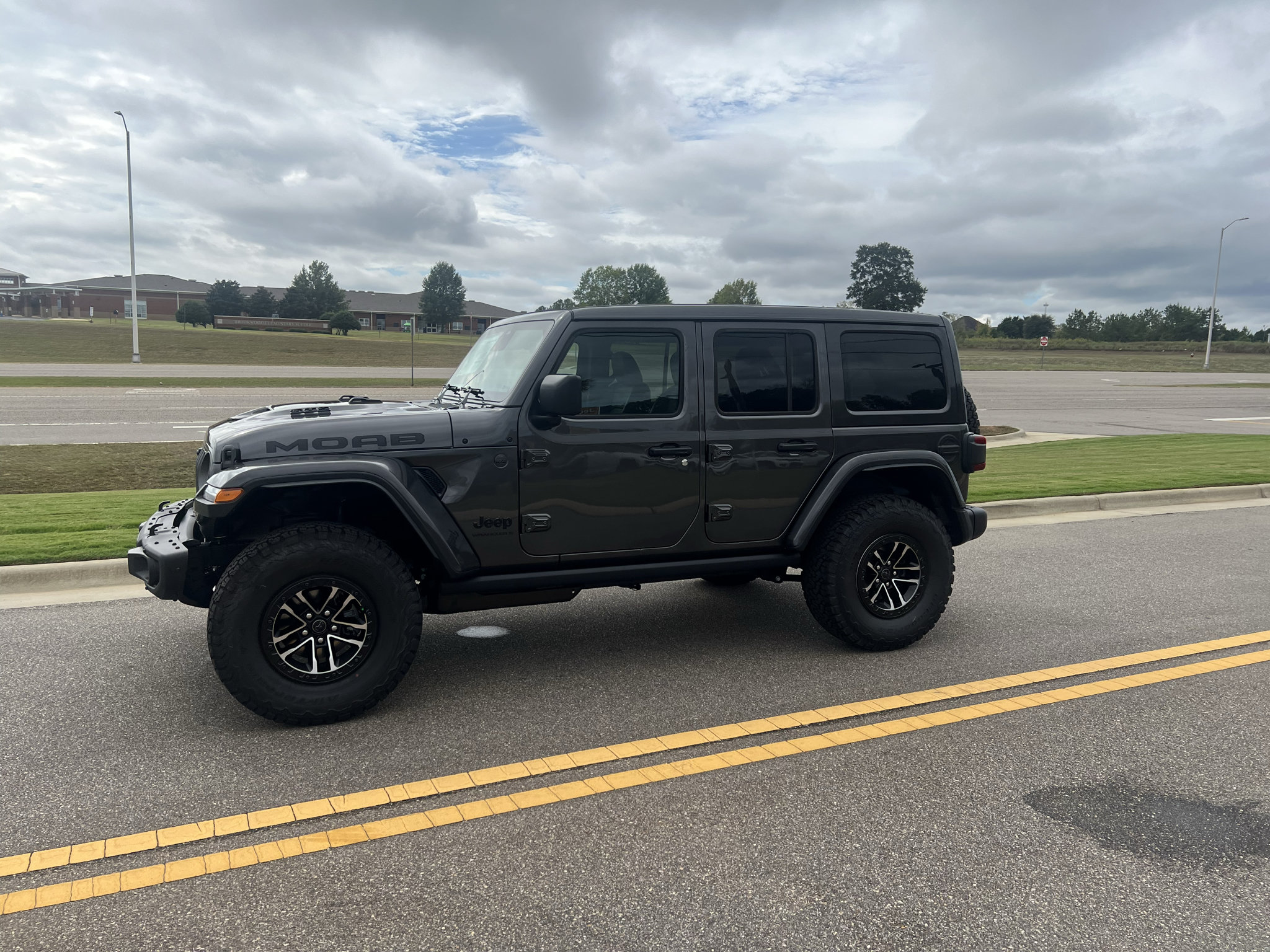 New 2027 Jeep Wrangler Unlimited Rubicon 392 AWD/4WD image 9