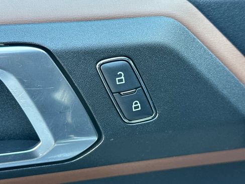 Used 2022 Ford Bronco Outer Banks image 13