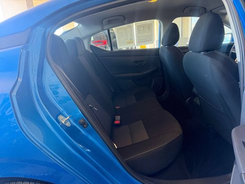 Used 2025 Nissan Sentra SV FWD image 39