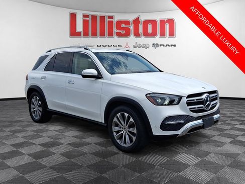 Used 2021 Mercedes-Benz GLE 350 4MATIC image 3
