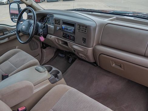 Used 2003 Ford F250 XLT image 37