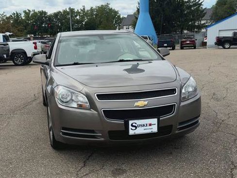 Used 2011 Chevrolet Malibu LT FWD image 3