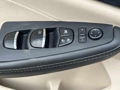 Certified 2023 Nissan Maxima Platinum w/ Sport Mat Group FWD image 19