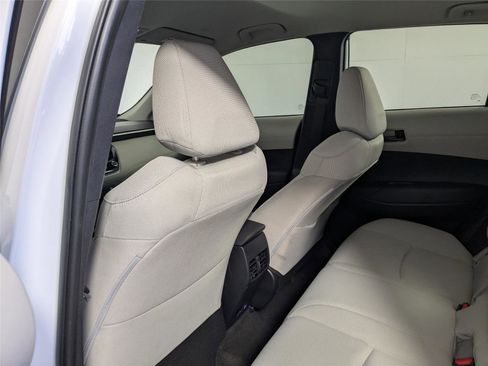 Used 2024 Toyota Corolla Cross L image 26