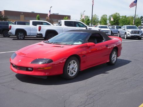Used 1995 Chevrolet Camaro Z28 RWD image 4