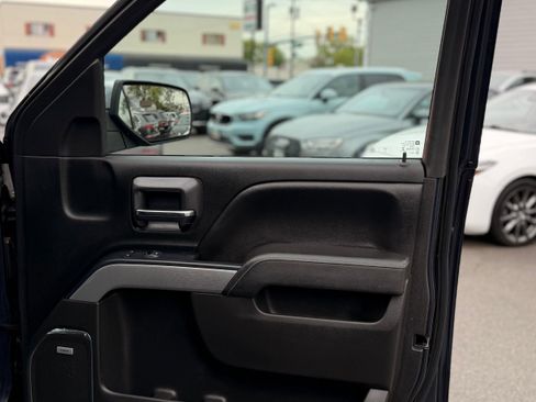 Used 2018 Chevrolet Silverado 1500 LTZ Z71 w/ Centennial Edition AWD/4WD image 29