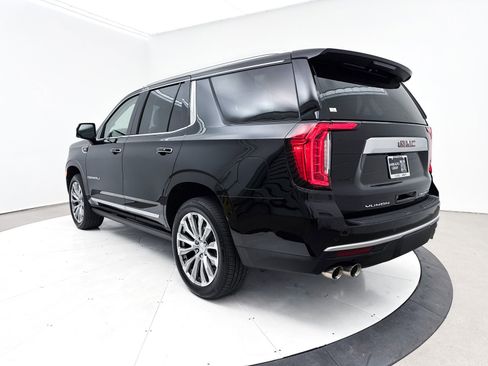 Used 2023 GMC Yukon Denali w/ Denali Reserve Package image 18
